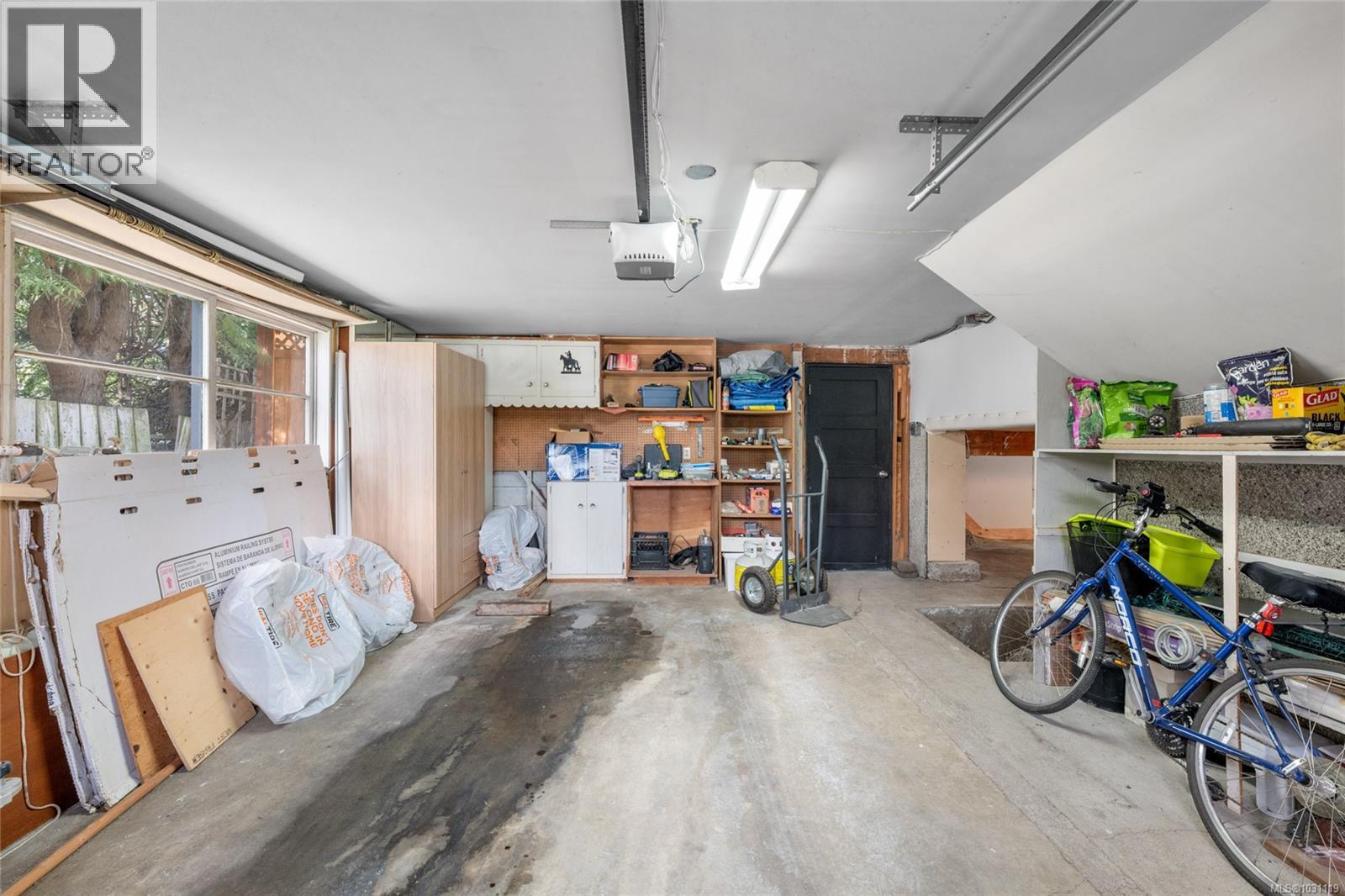  2324 Cranmore Road, Oak Bay