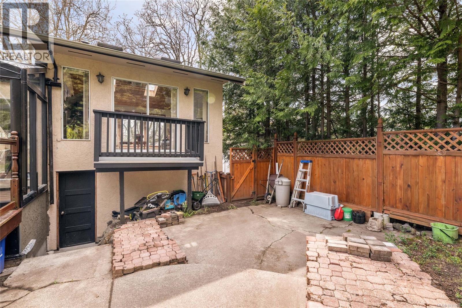  2324 Cranmore Road, Oak Bay