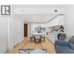 410 135 E 13th Street, North Vancouver, BC V7T1C3 Photo 6