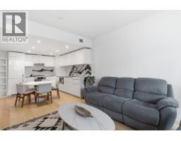 410 135 E 13th Street, North Vancouver, BC V7T1C3 Photo 7