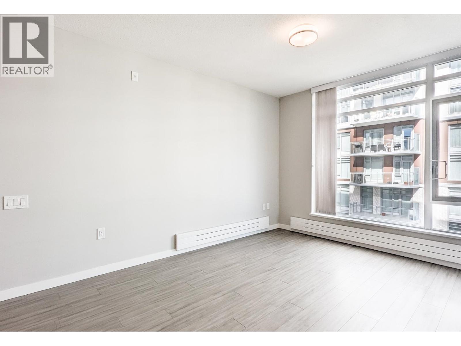 402 3188 RIVERWALK AVENUE, Vancouver