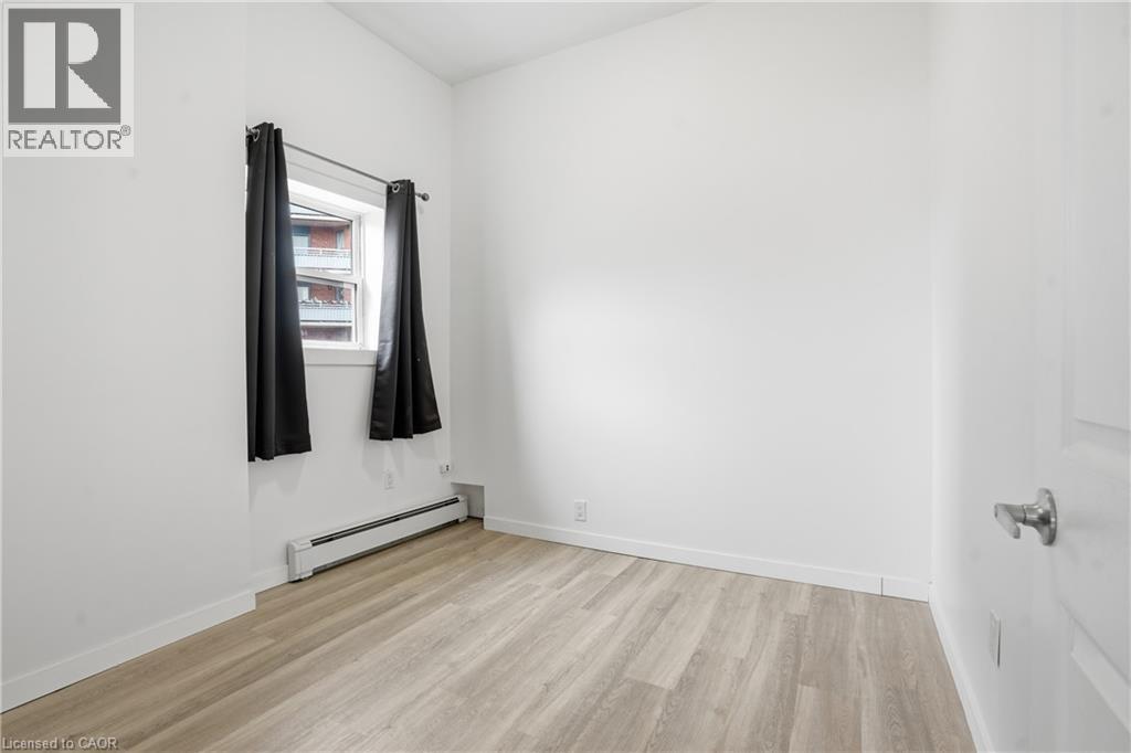 14 AVENUE Place - 6