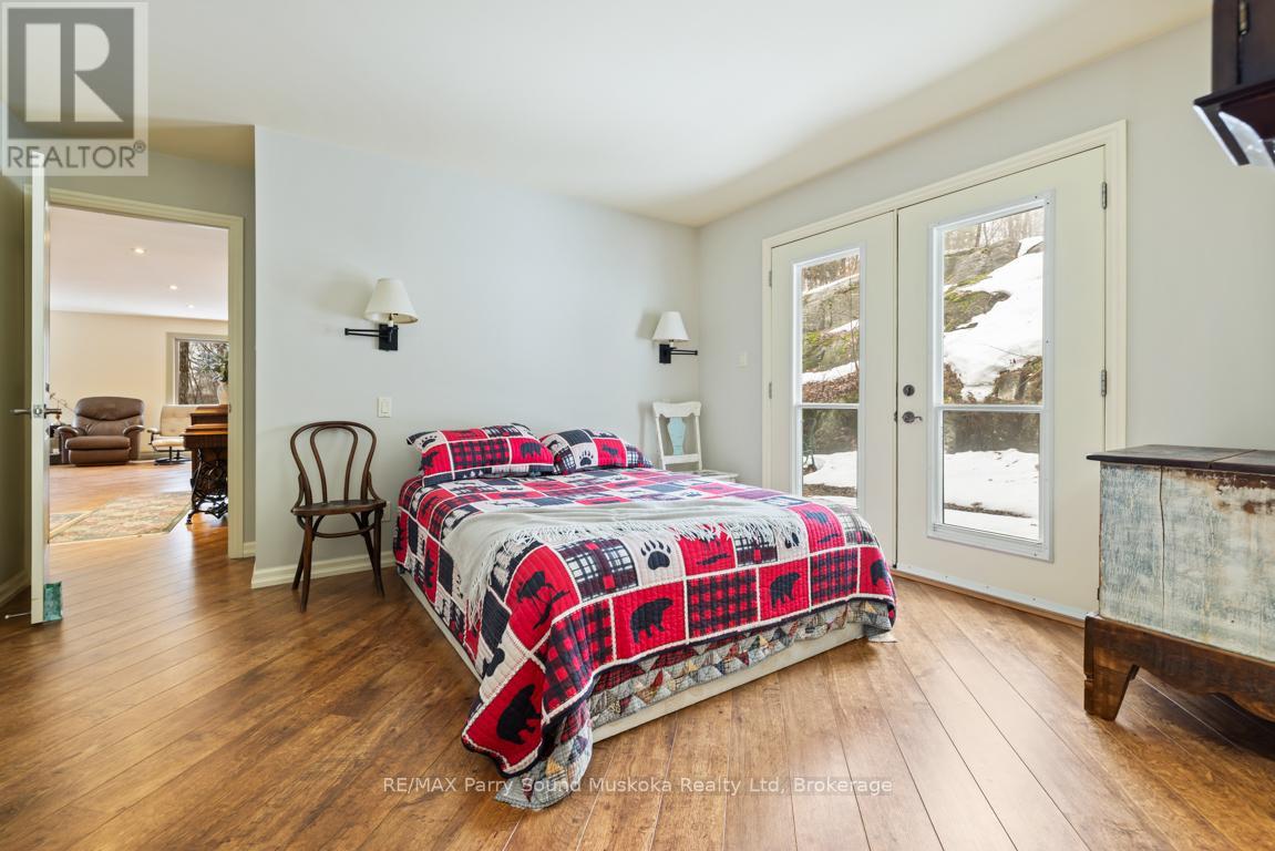 Principal bedroom