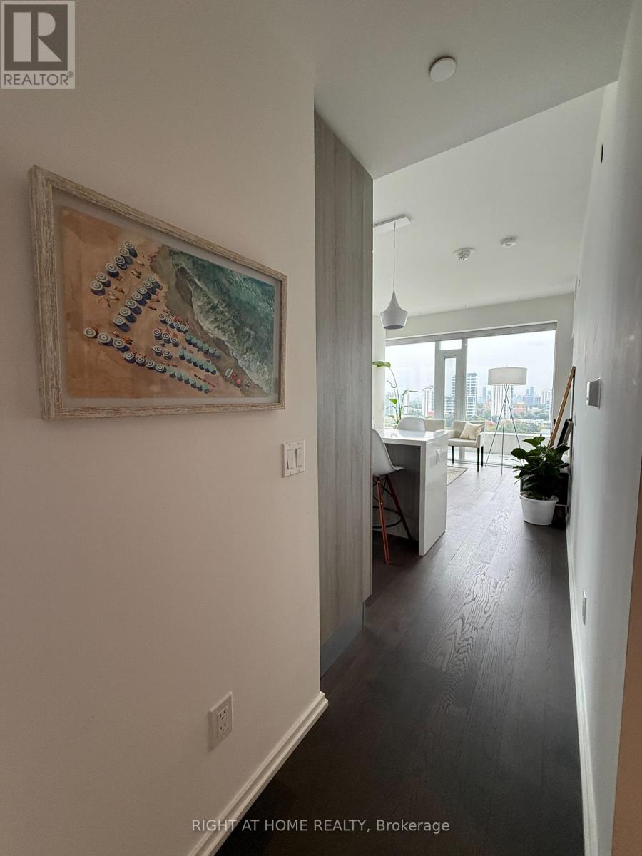 #2004 5 SOUDAN AVENUE - 24