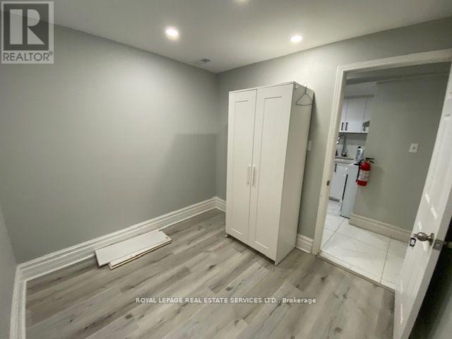 206 CARLTON STREET - 20