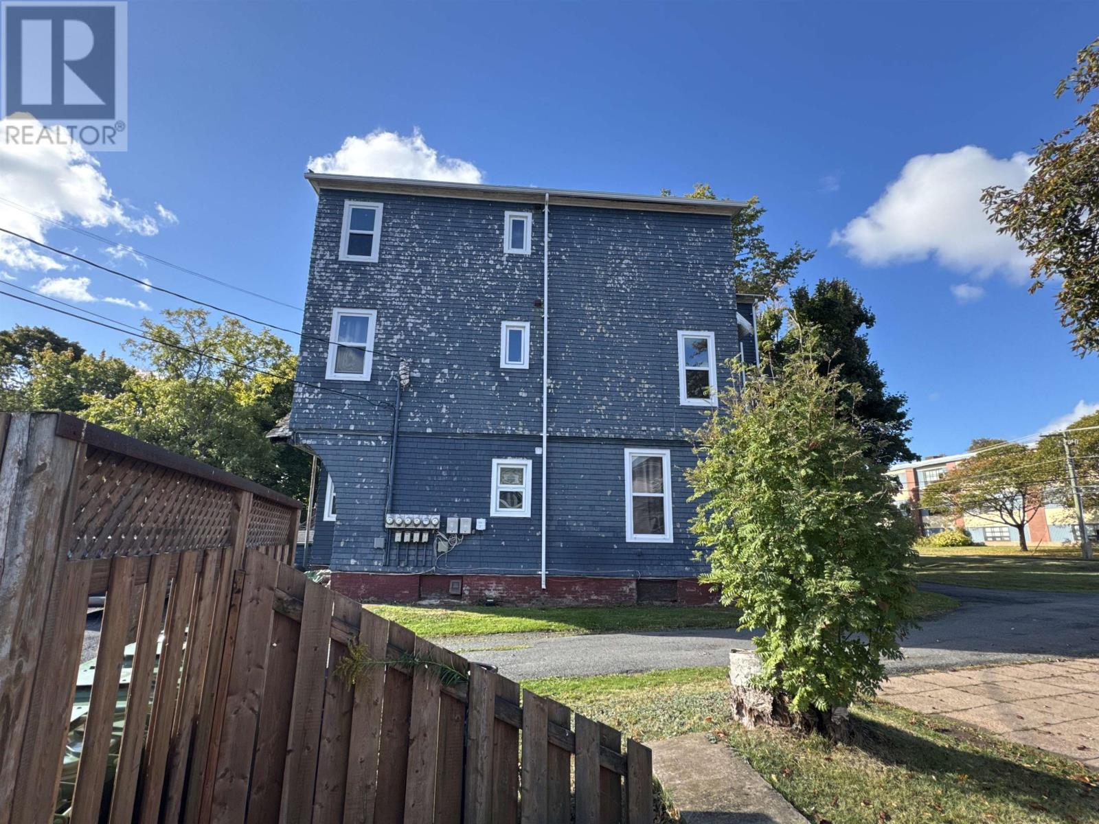 70 Longworth Avenue - 2