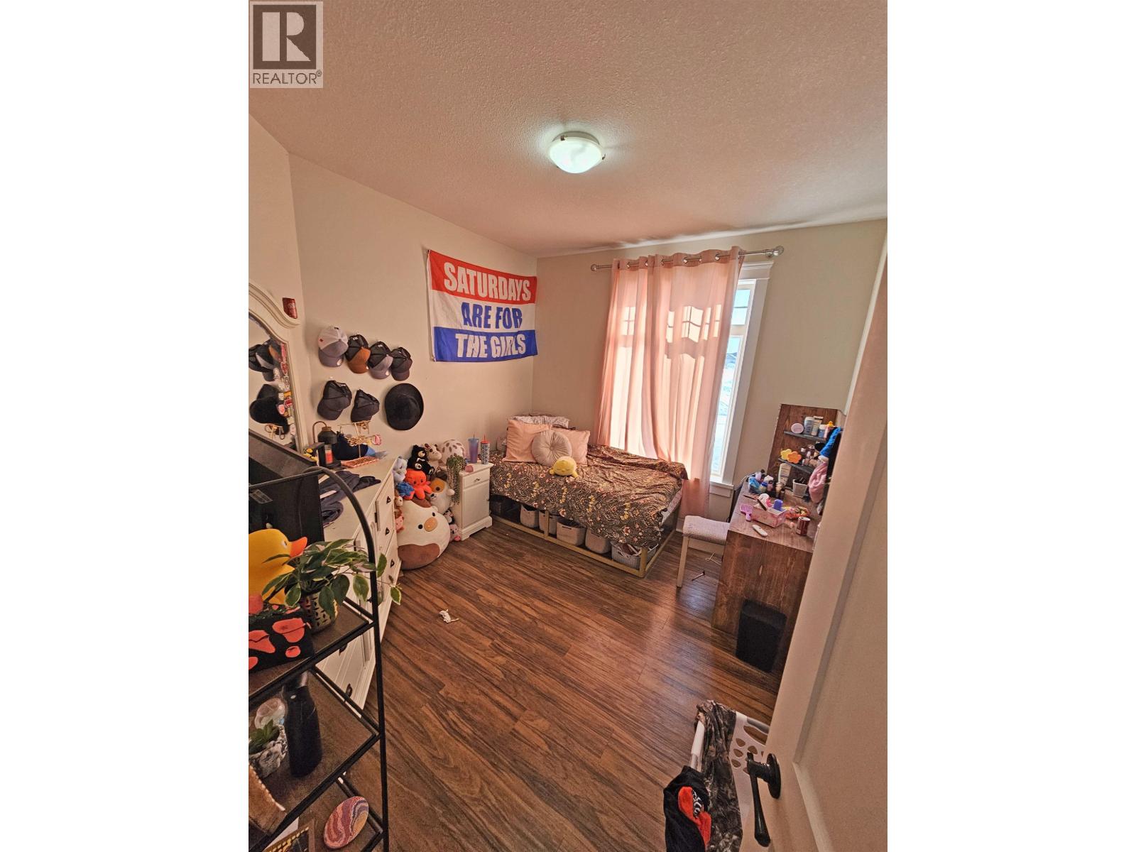 8616 84 STREET - 9