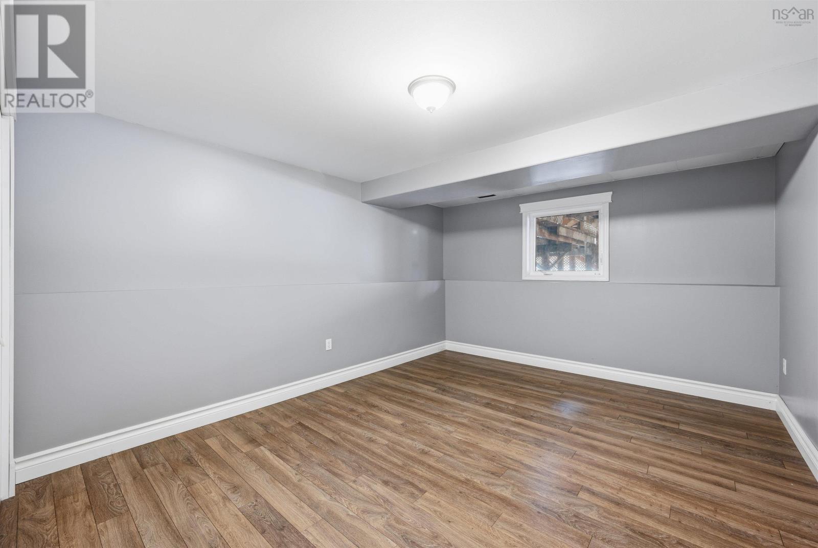 Property 37 of 50 of 9 Haliburton Crescent