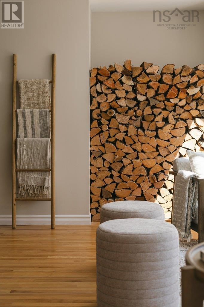 Property 10 of 50 of 140 Pinecrest Boulevard