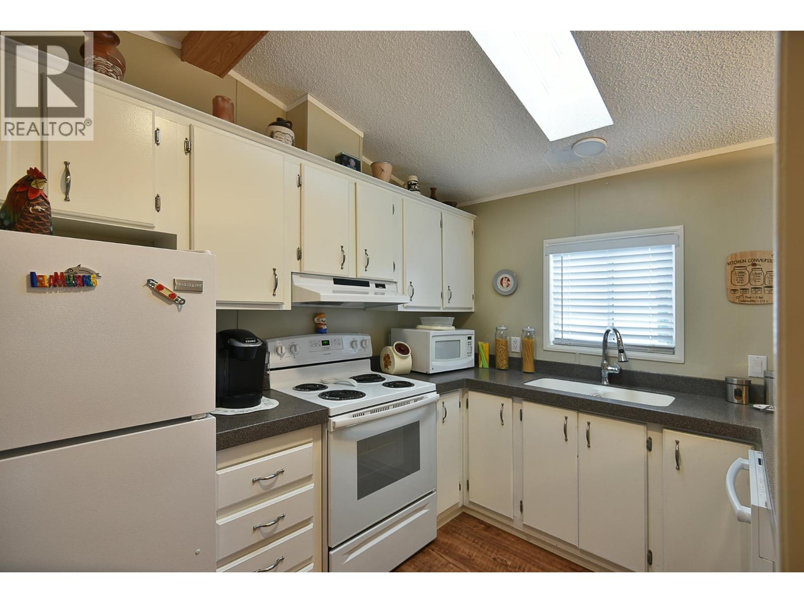 12 5575 MASON ROAD — photo 4