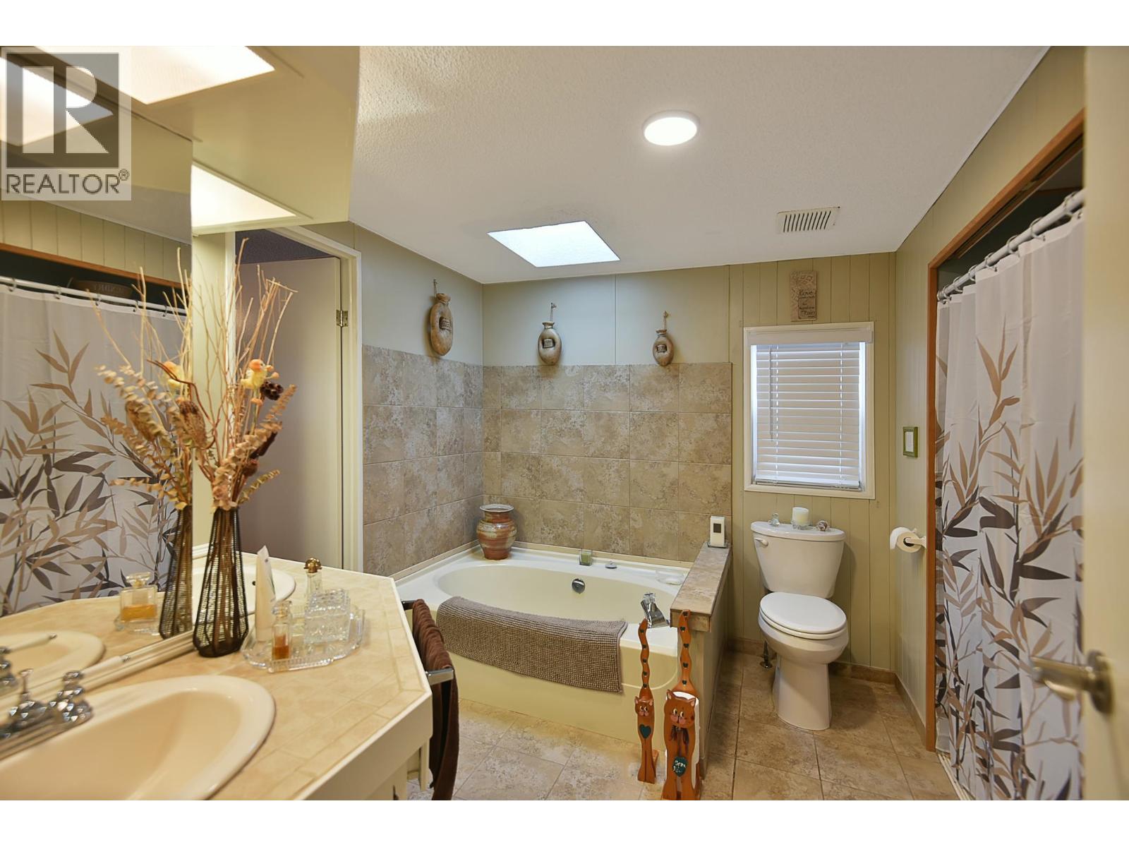 12 5575 MASON ROAD — photo 7