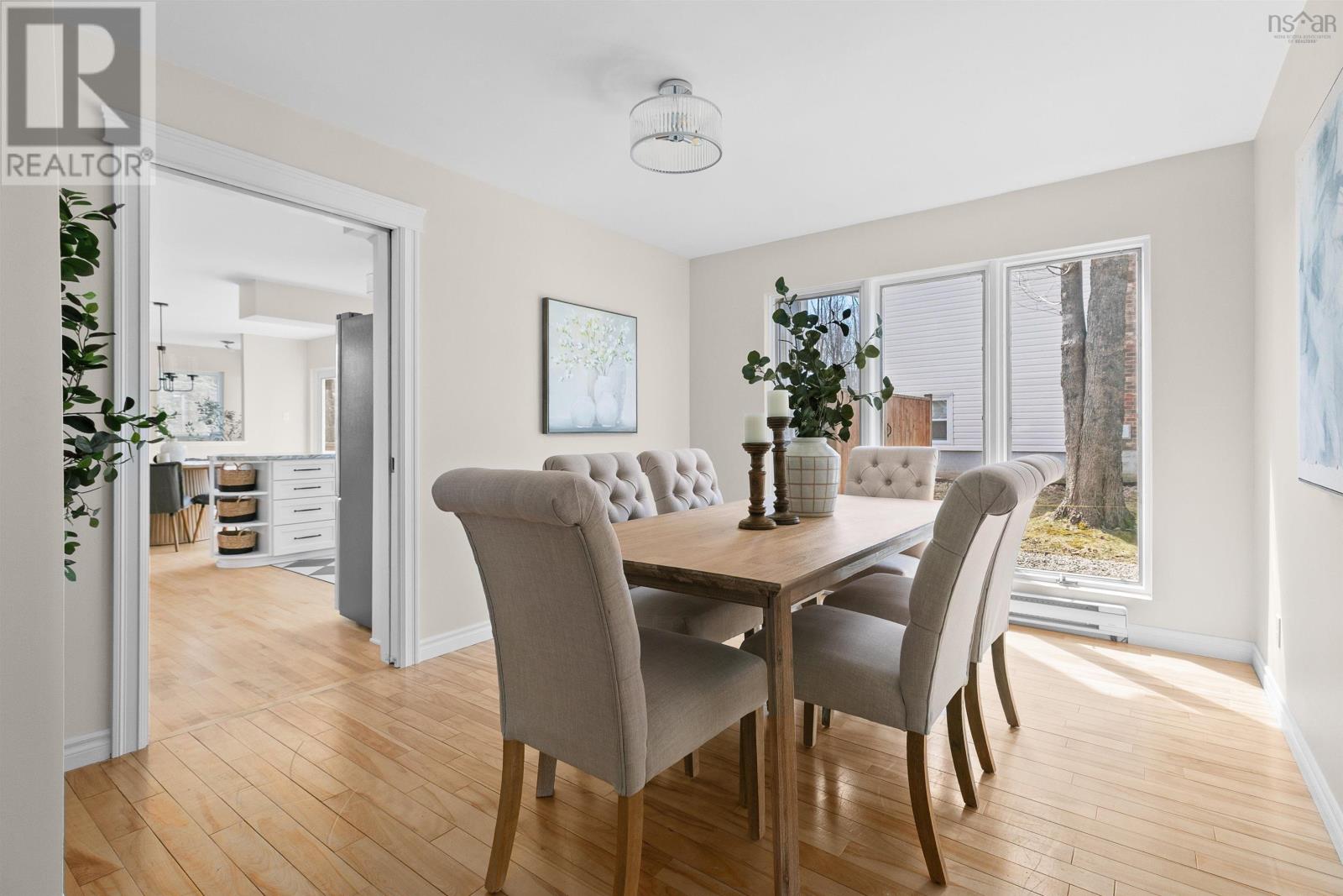 Property 23 of 50 of 140 Pinecrest Boulevard