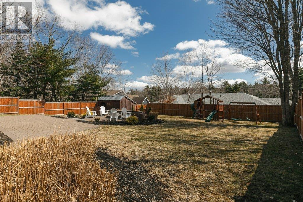 Property 40 of 50 of 140 Pinecrest Boulevard