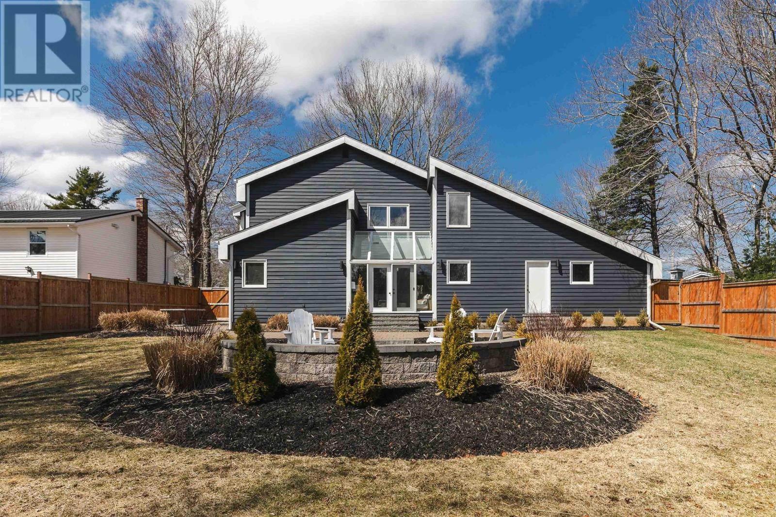 Property 46 of 50 of 140 Pinecrest Boulevard