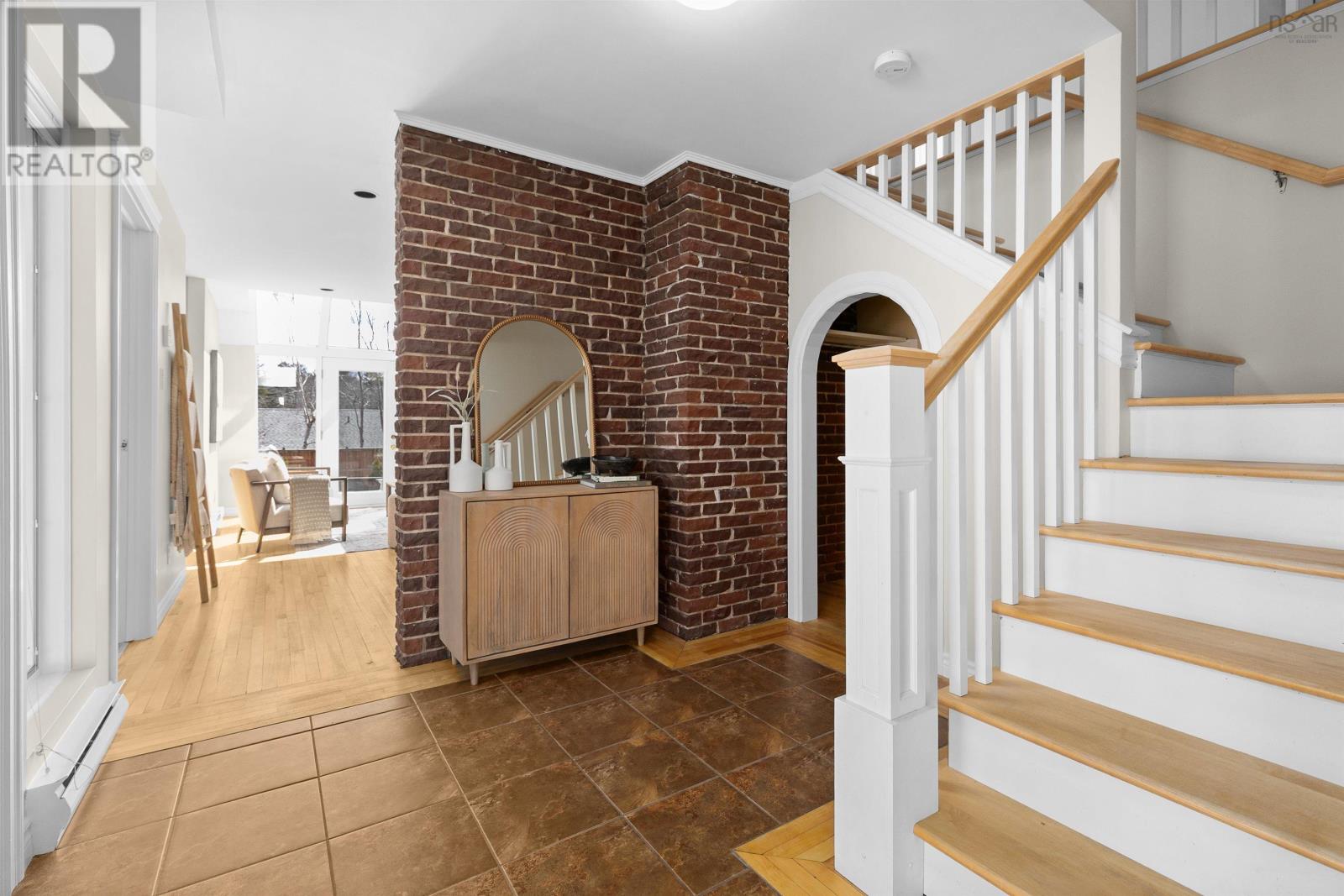 Property 4 of 50 of 140 Pinecrest Boulevard