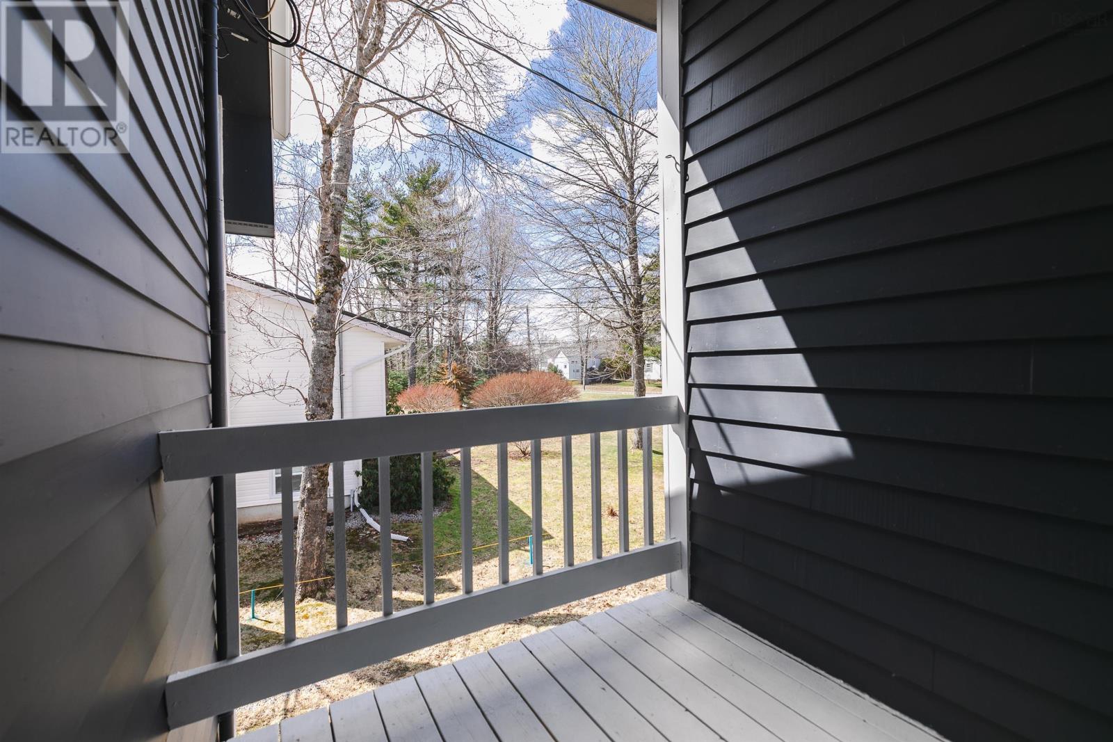 Property 34 of 50 of 140 Pinecrest Boulevard