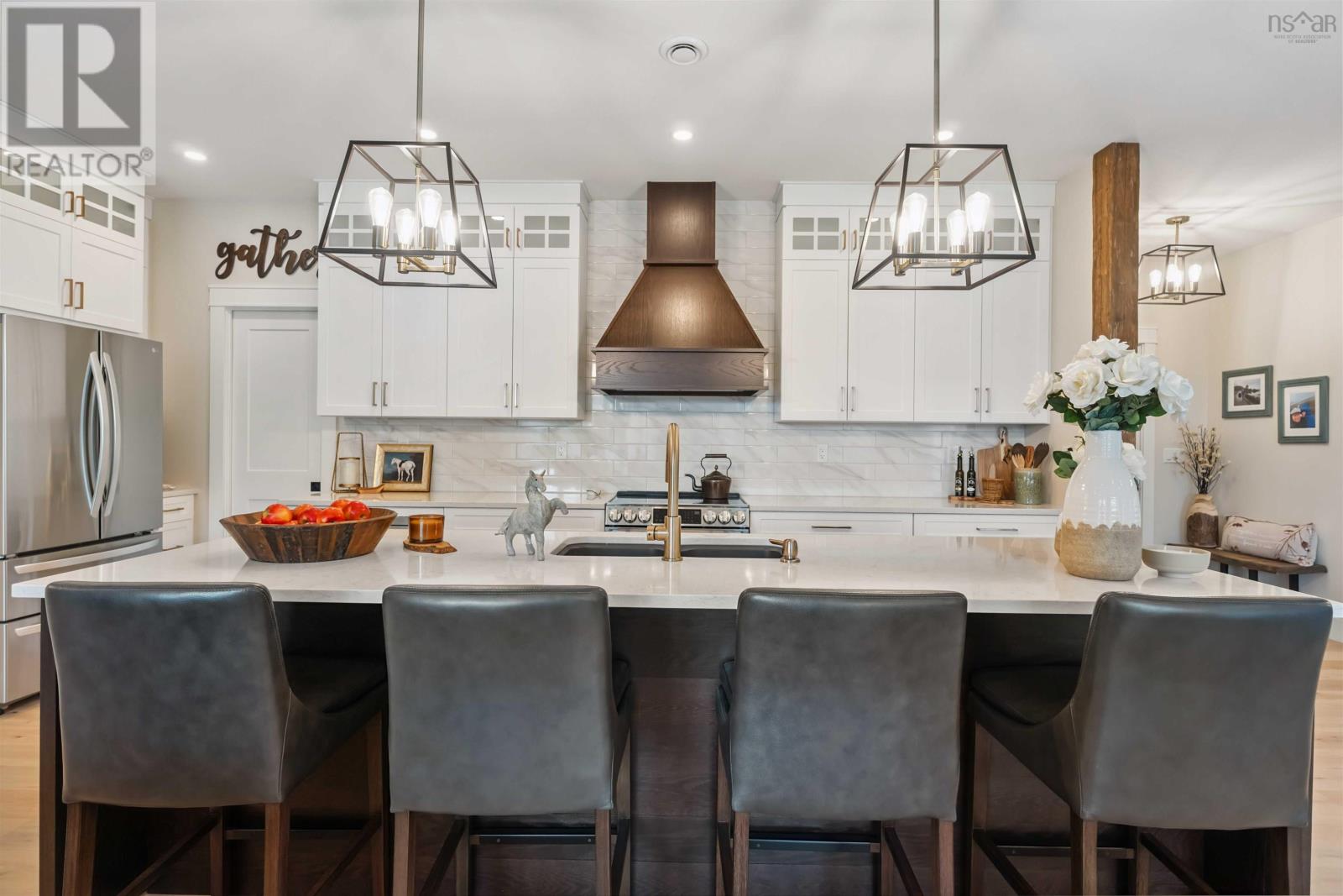 Property 13 of 47 of 232/236 Victoria Street