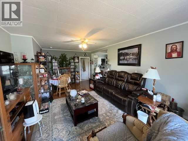 110 TILLER STREET - 18