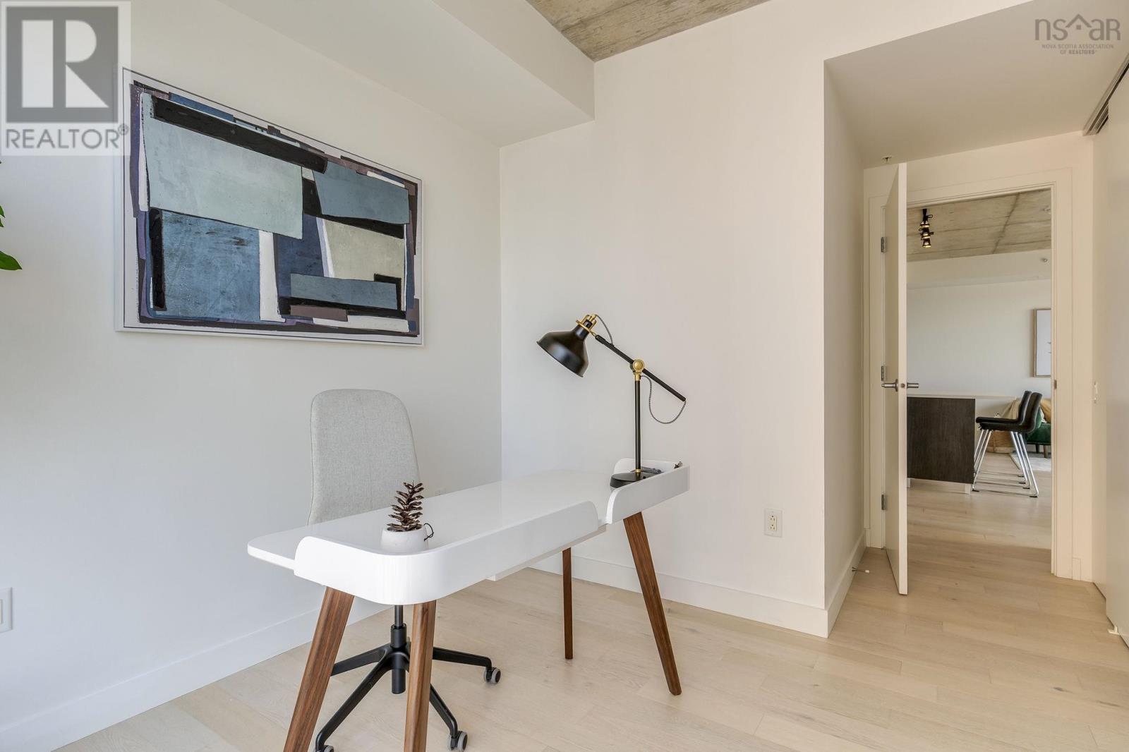 Property 25 of 41 of 804 1048 Wellington Street