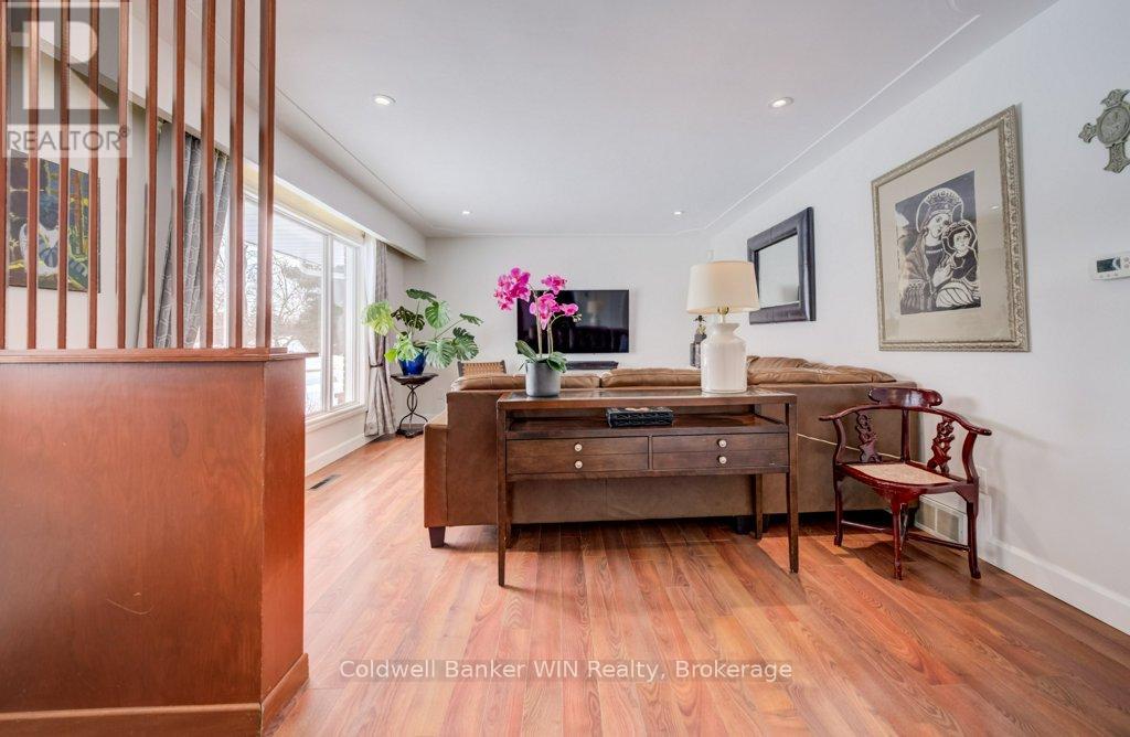 185 MILLER STREET, Wellington North (Mount Forest), Ontario, N0G2L3 — Photo 3