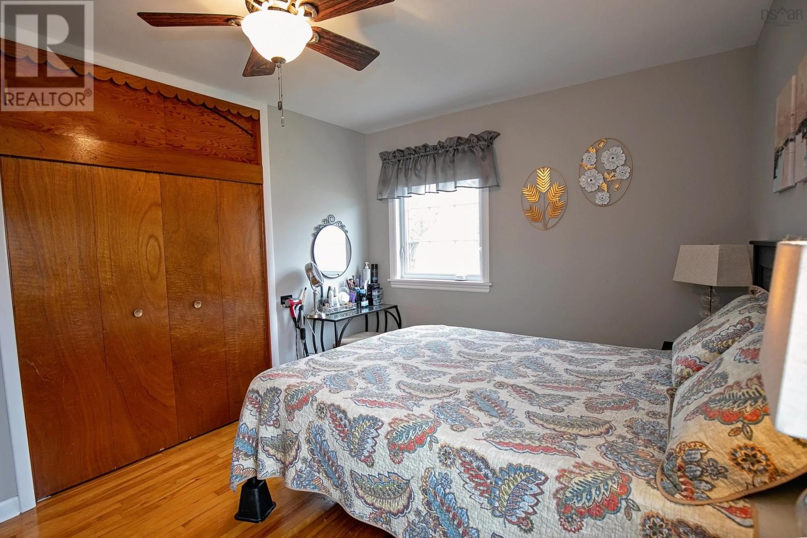 Property 24 of 35 of 18 Boylston Avenue