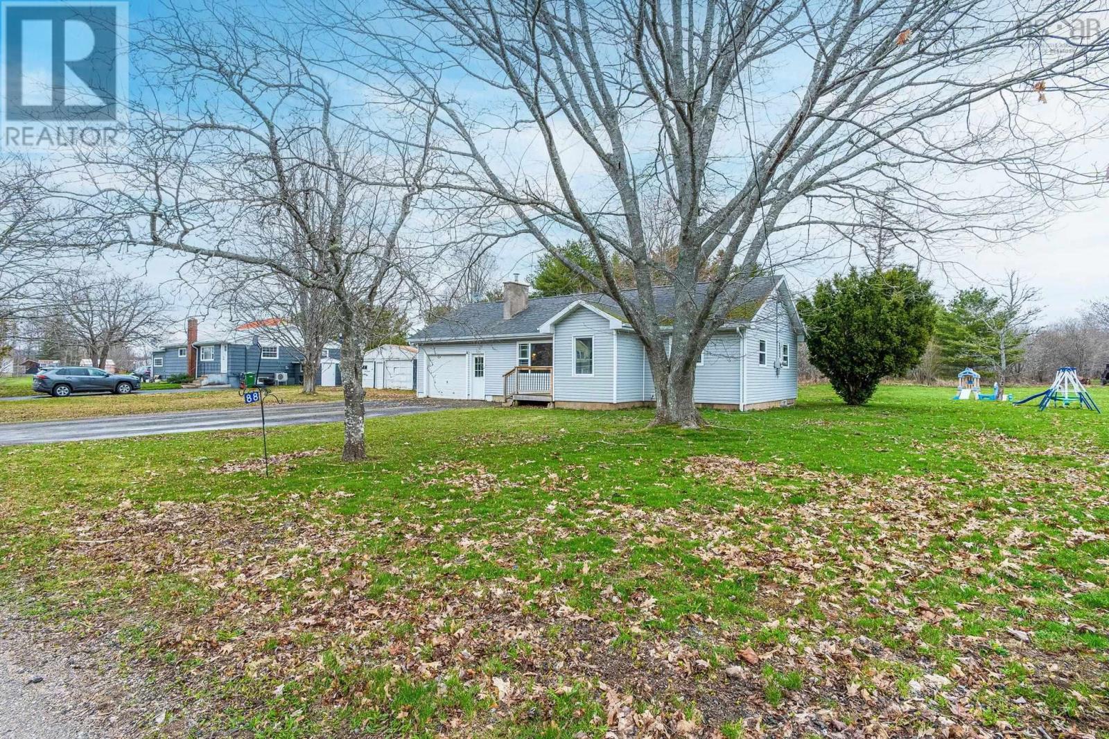 Property 32 of 33 of 88 lawrencetown Lane