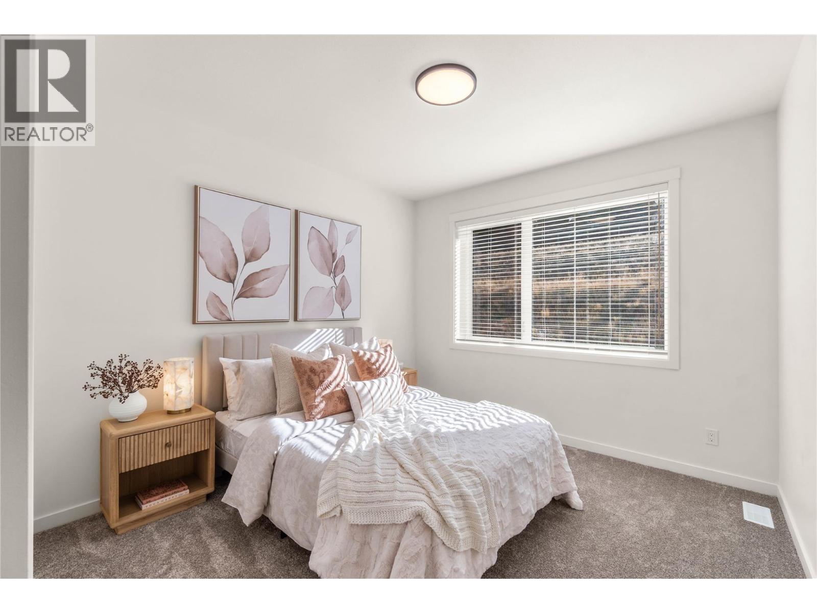 #108 3580 VALLEYVIEW DRIVE - 19