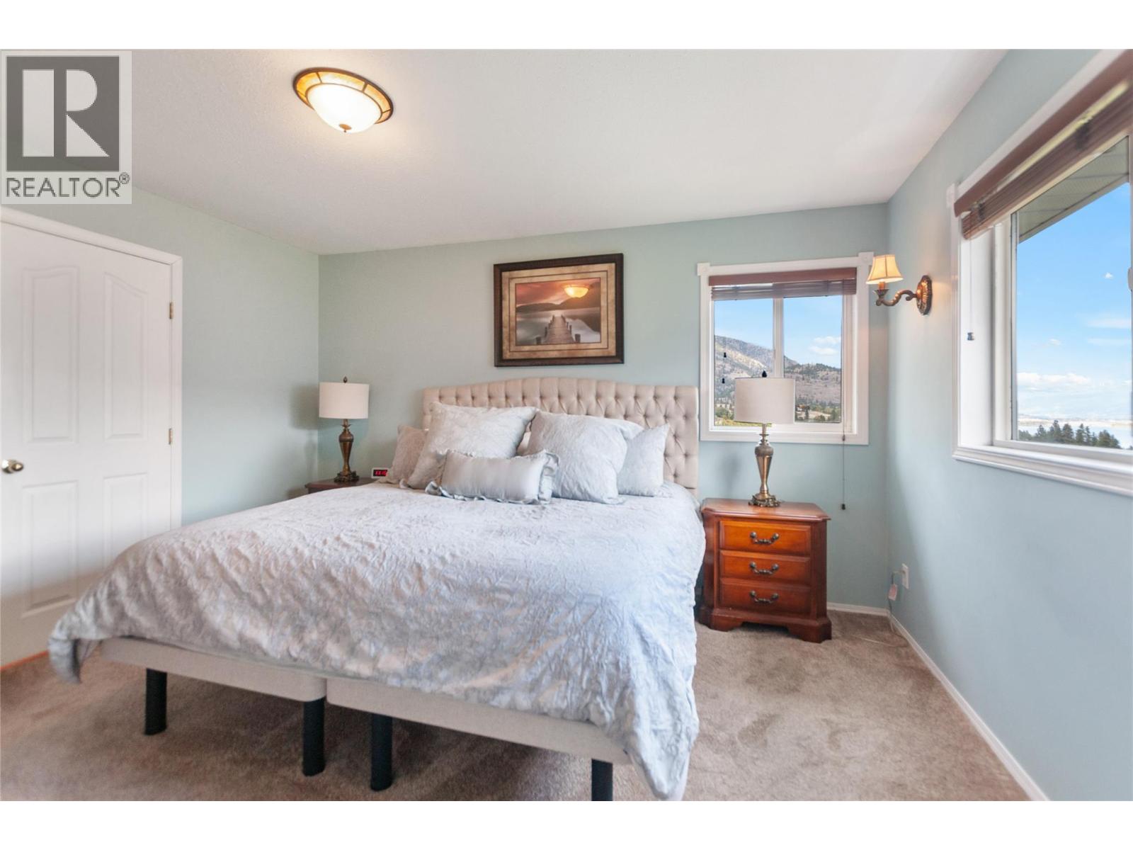  100 Spruce Avenue, Kaleden