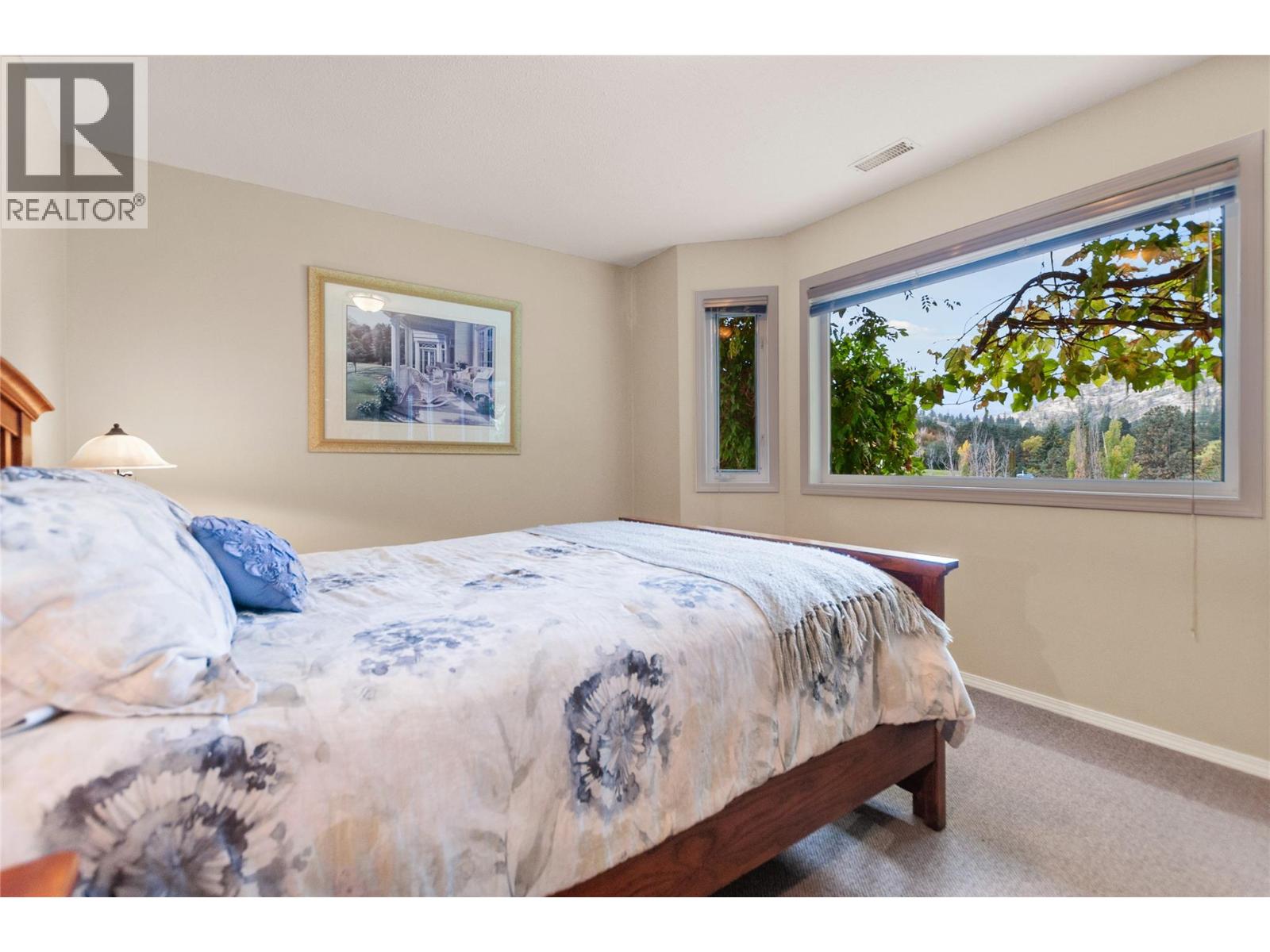  100 Spruce Avenue, Kaleden