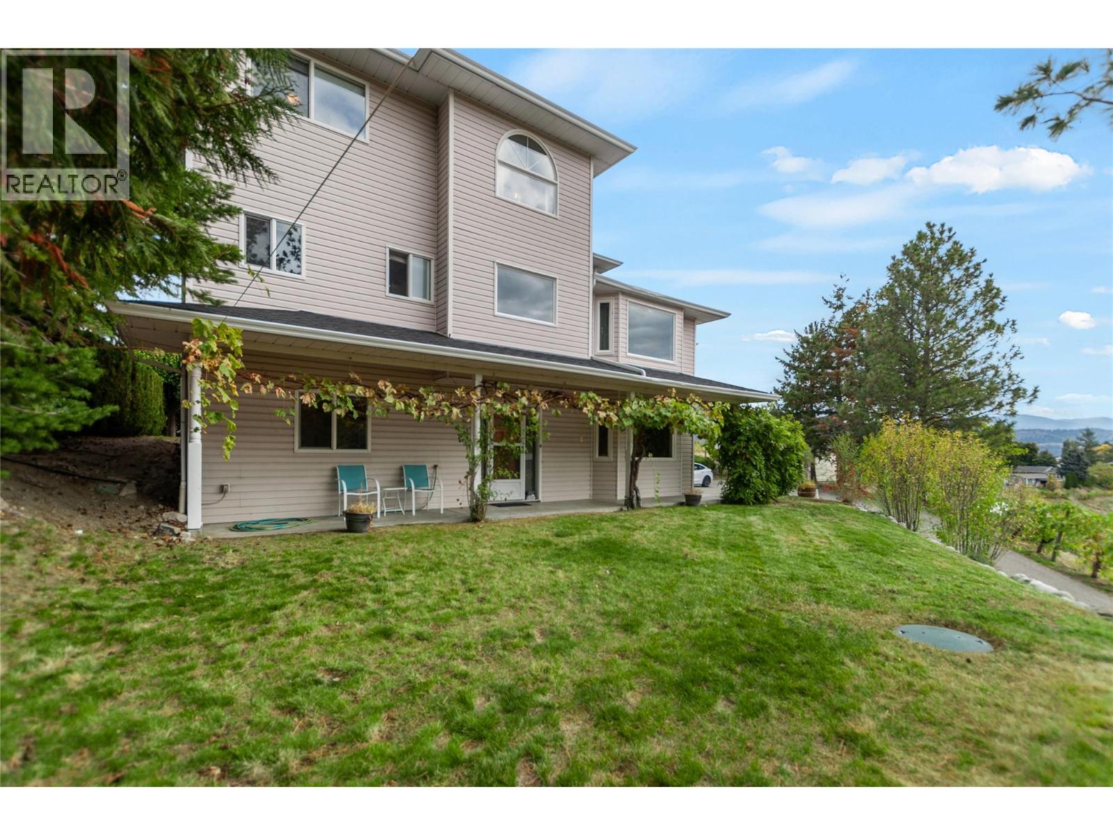 100 Spruce Avenue - 42