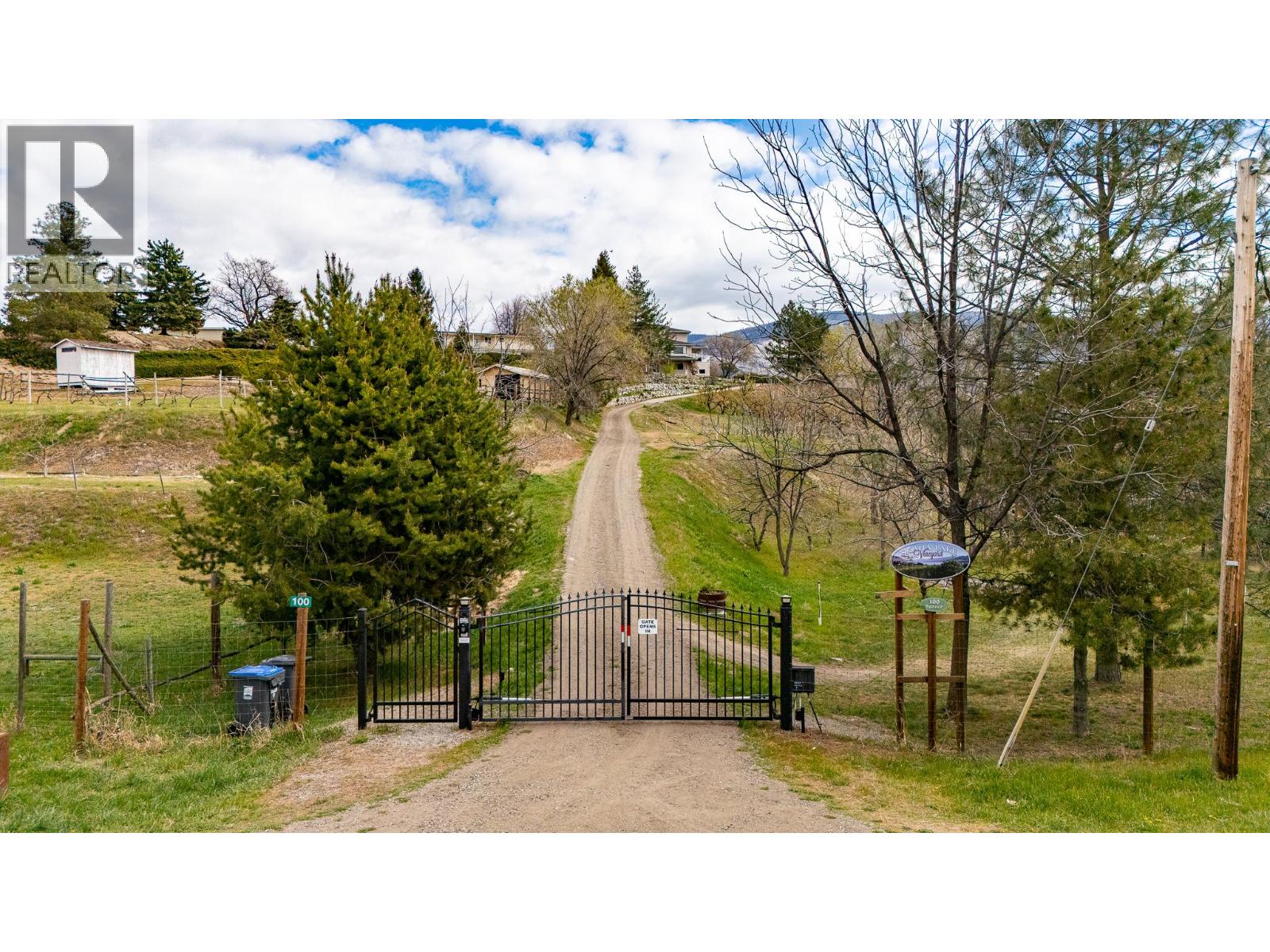  100 Spruce Avenue, Kaleden