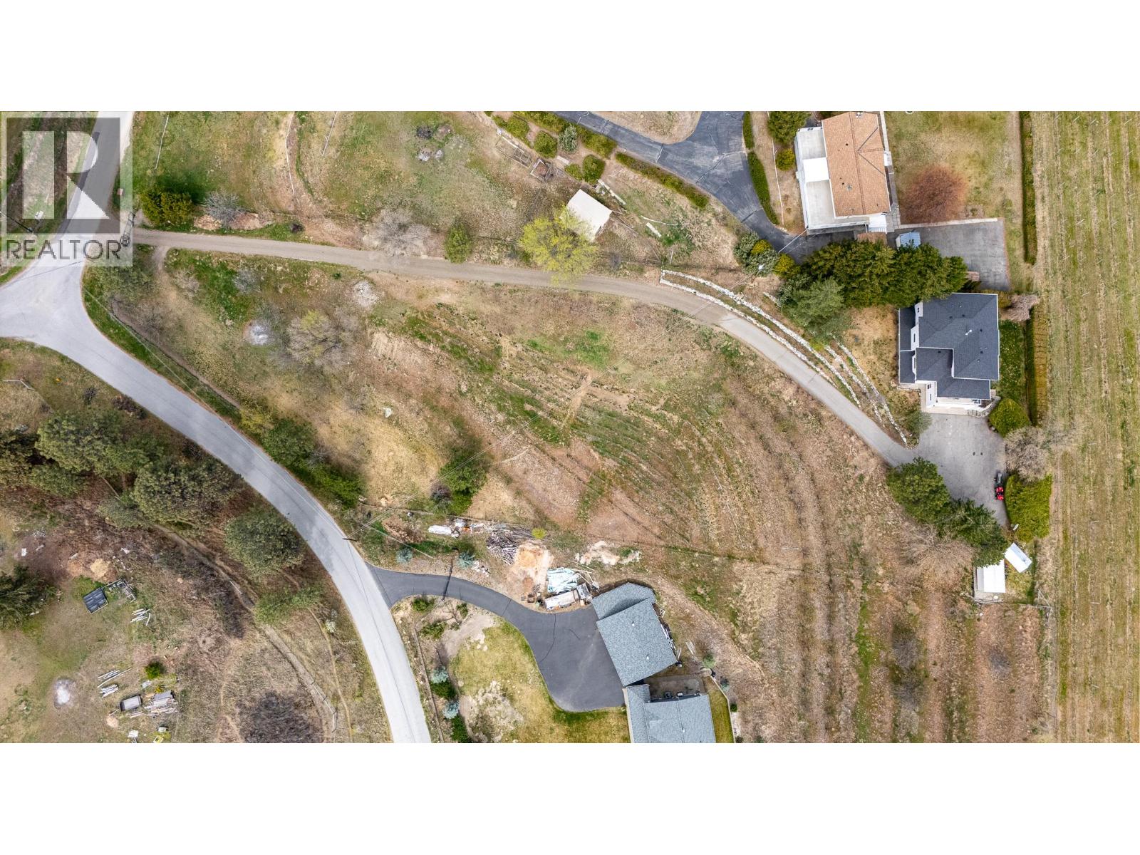  100 Spruce Avenue, Kaleden