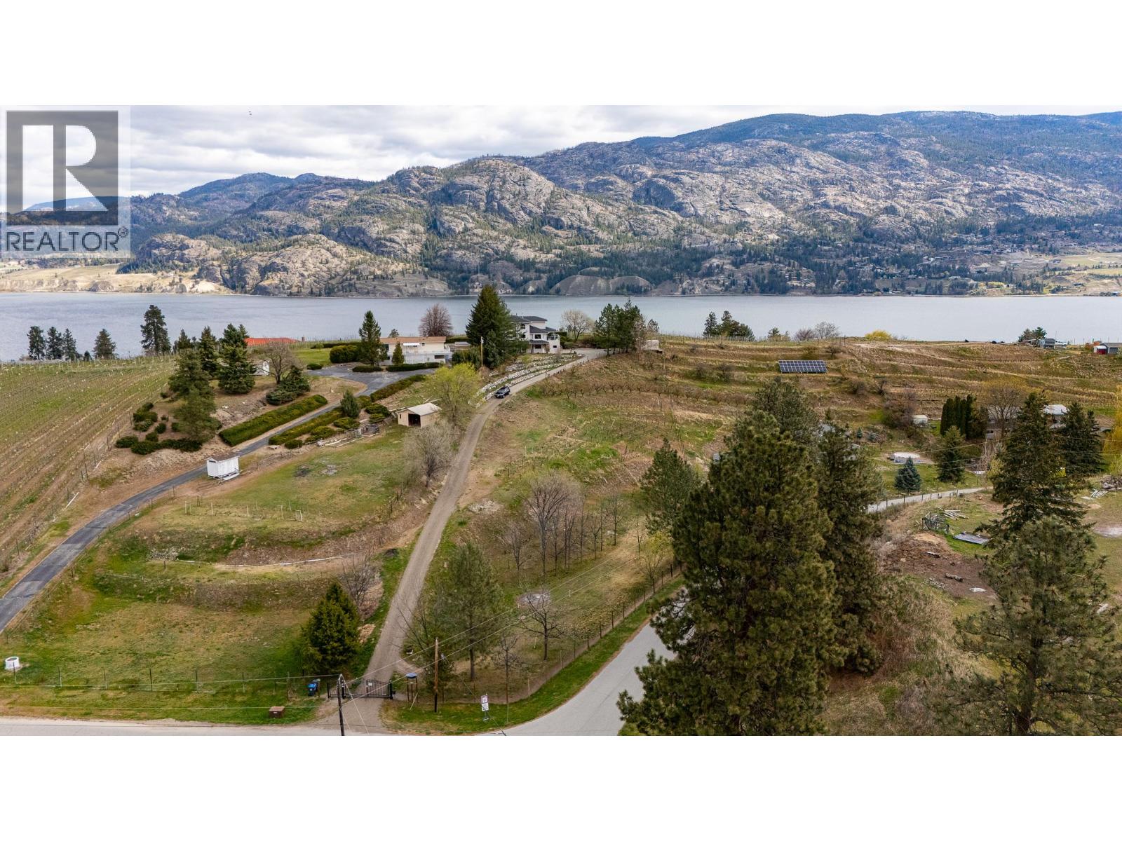  100 Spruce Avenue, Kaleden