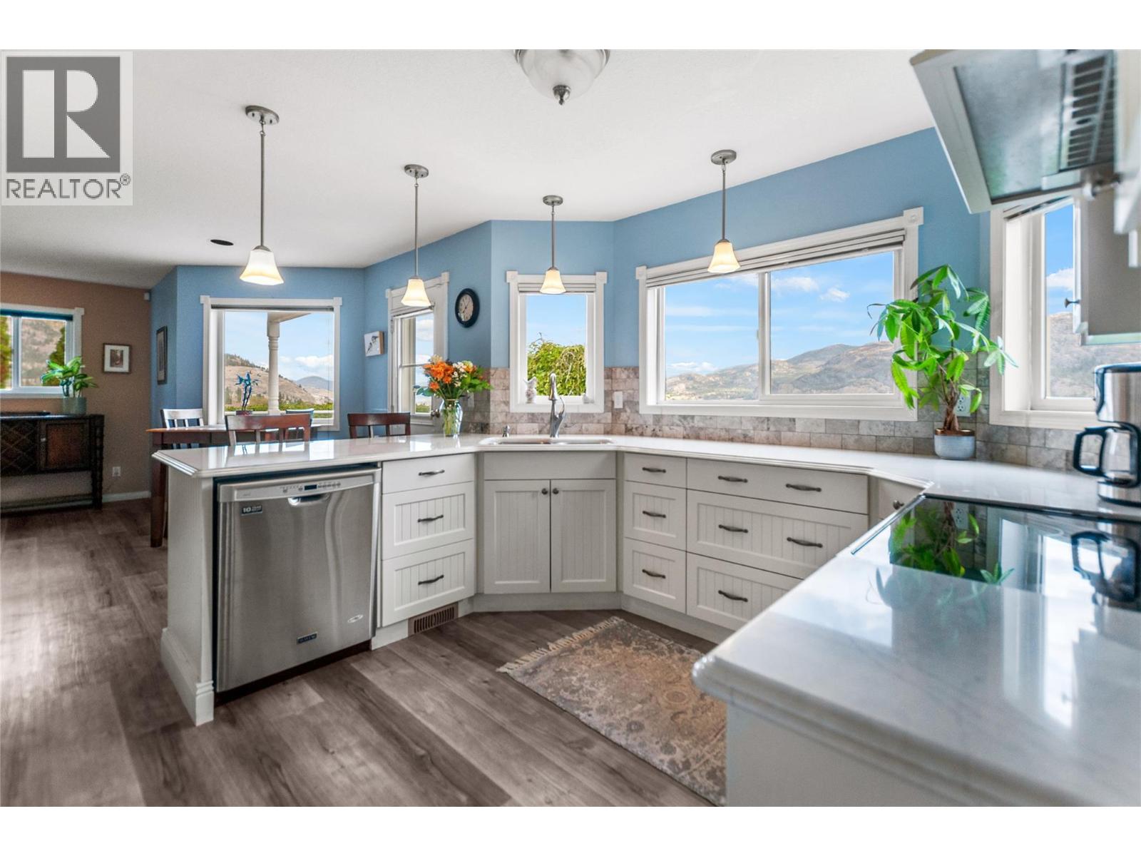  100 Spruce Avenue, Kaleden