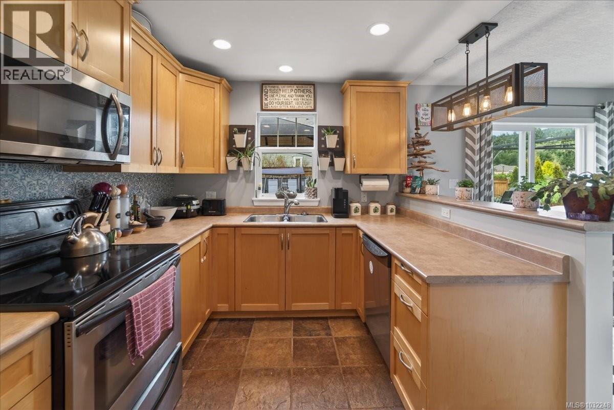  2460 Driftwood Place, Sooke