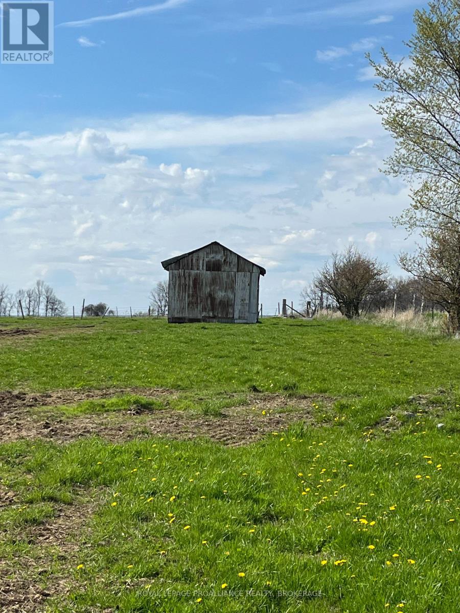 PT LT 8 NINE MILE POINT ROAD — photo 10