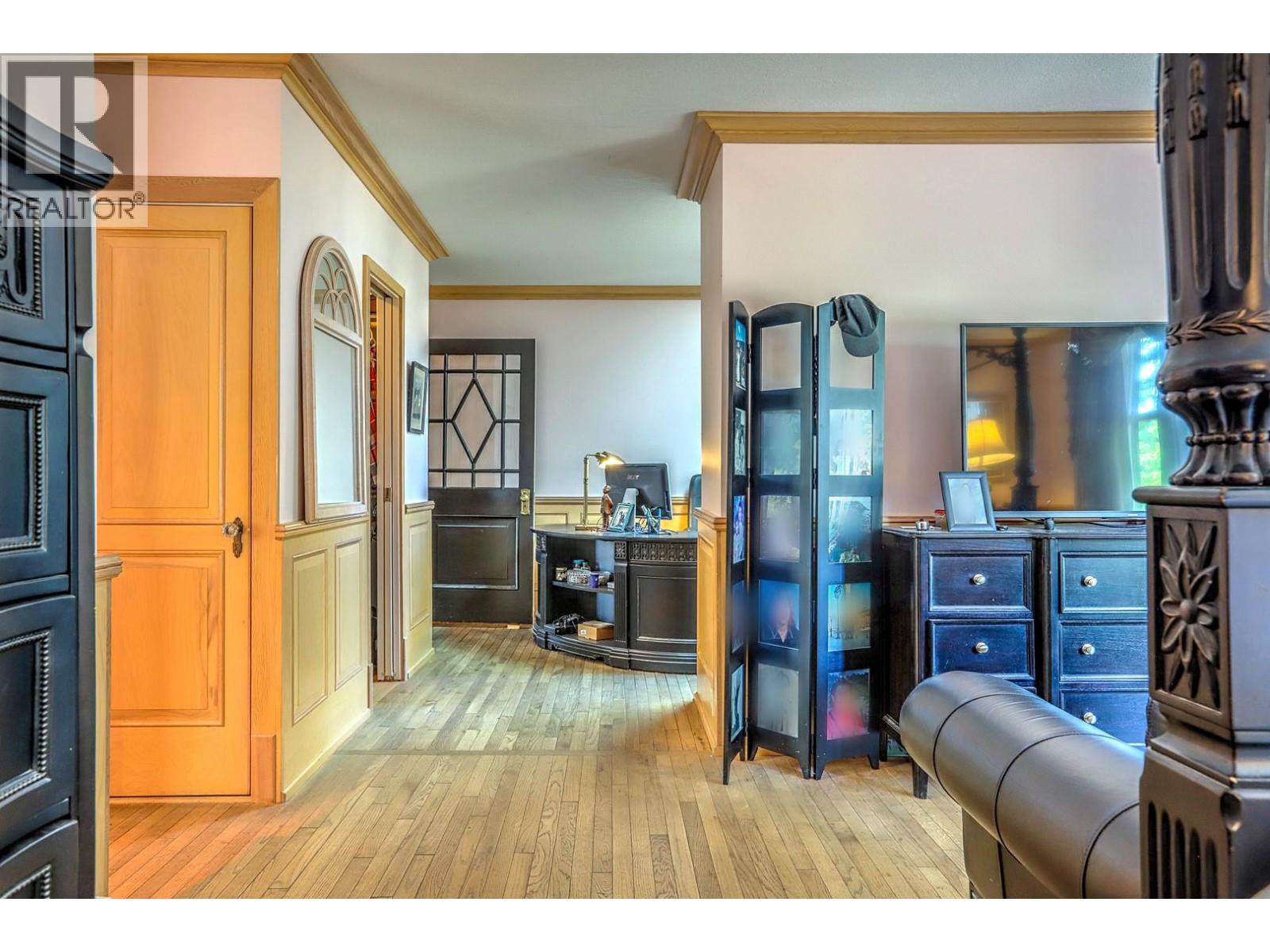 5482 Silver Star Road, Vernon