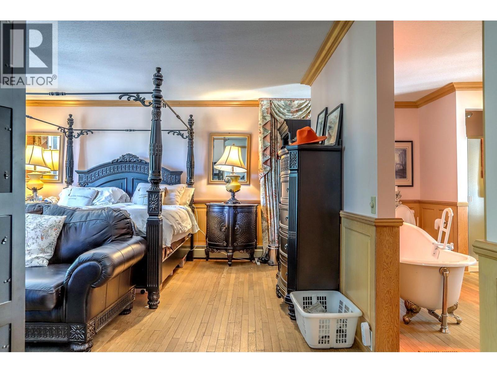 5482 Silver Star Road, Vernon