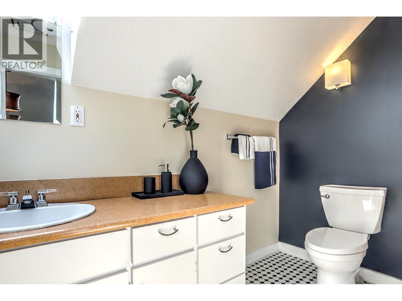 5482 Silver Star Road, Vernon