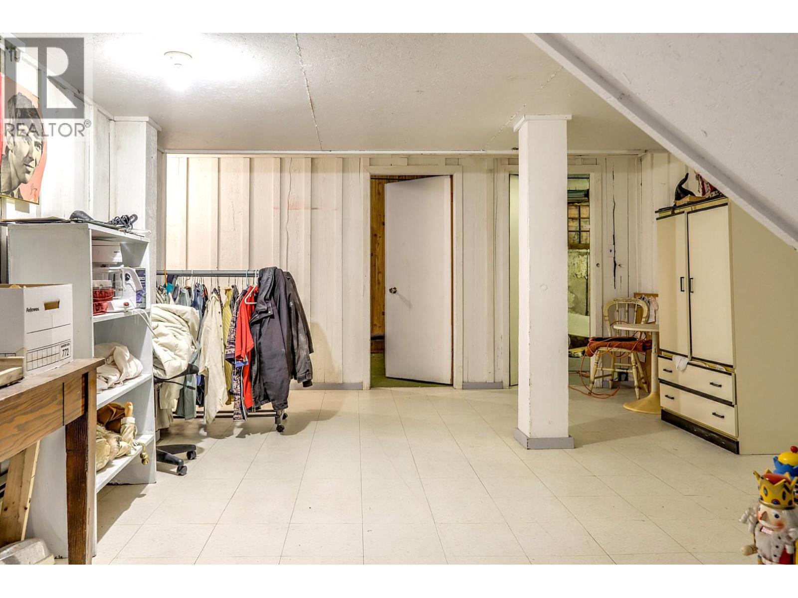 5482 Silver Star Road, Vernon