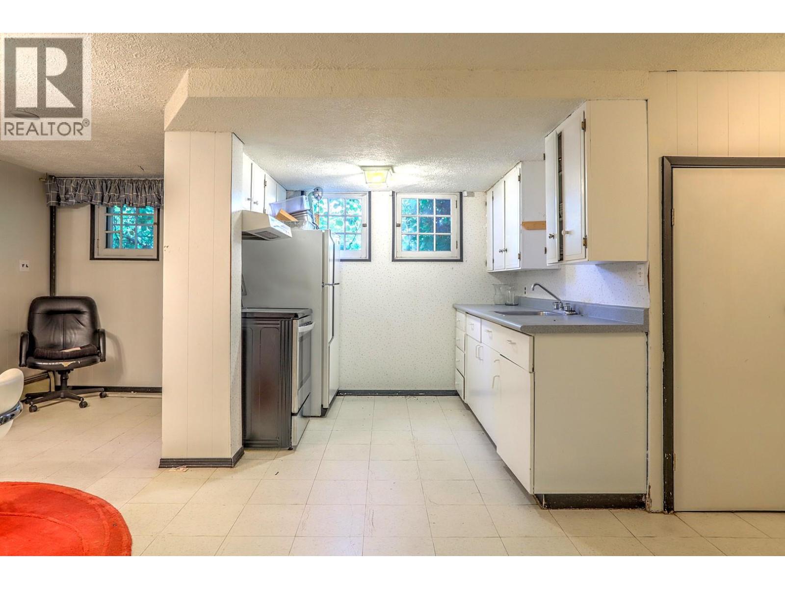 5482 Silver Star Road, Vernon