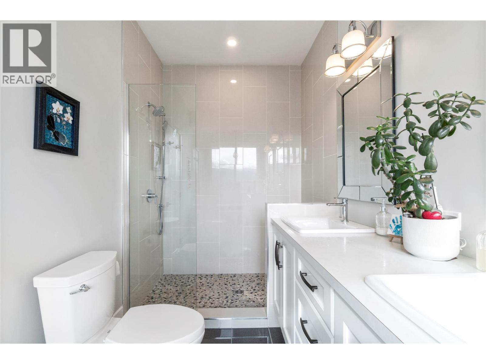 2510 HIGHLANDS DRIVE - 34