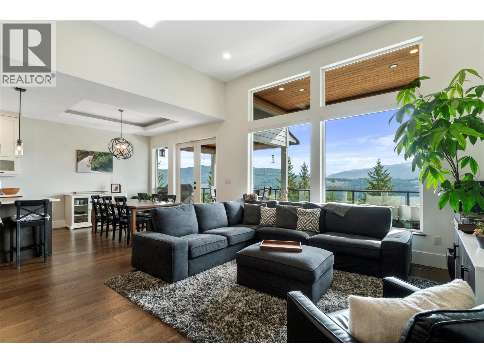 2510 HIGHLANDS DRIVE - 28