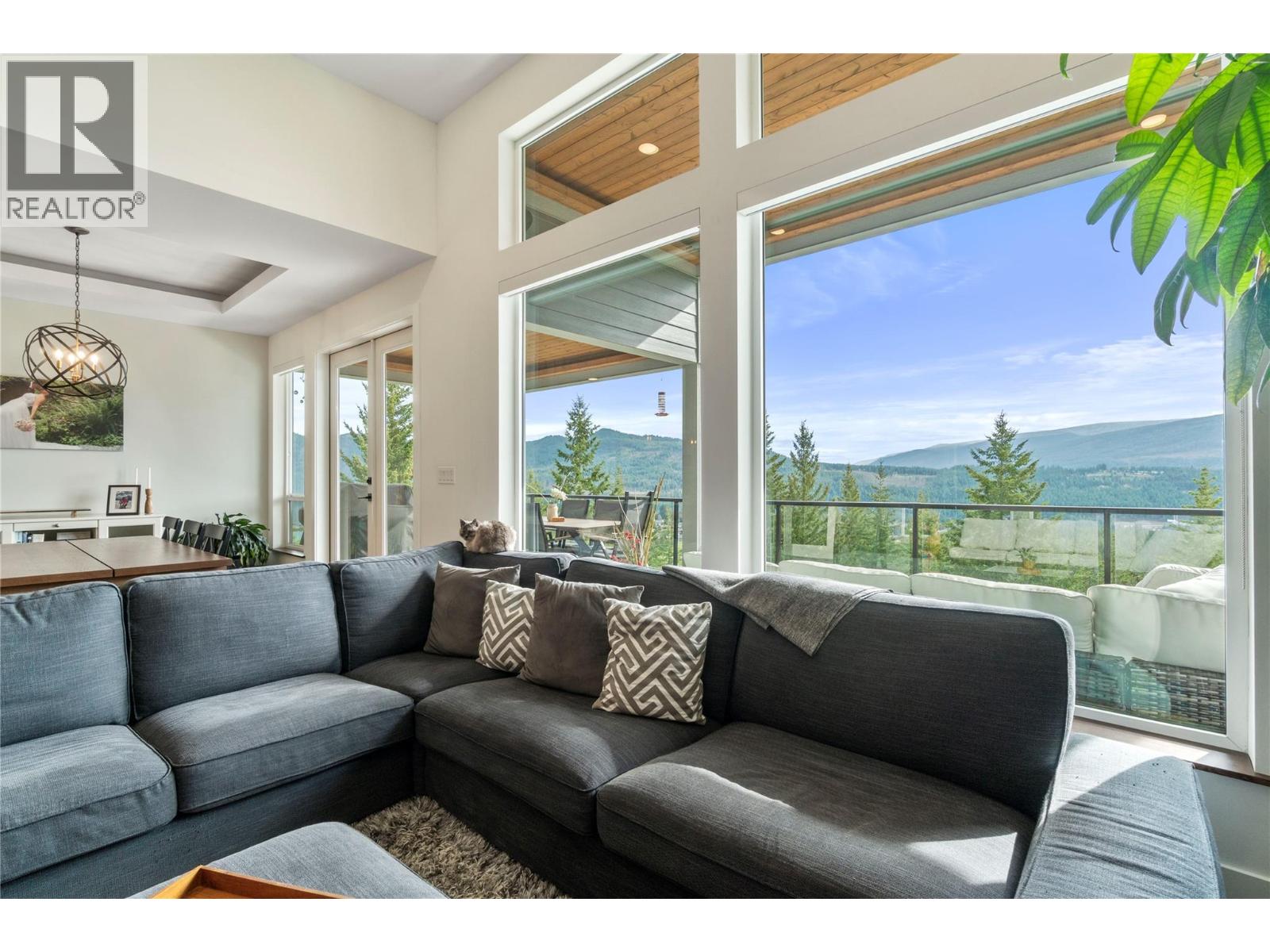 2510 HIGHLANDS DRIVE - 30