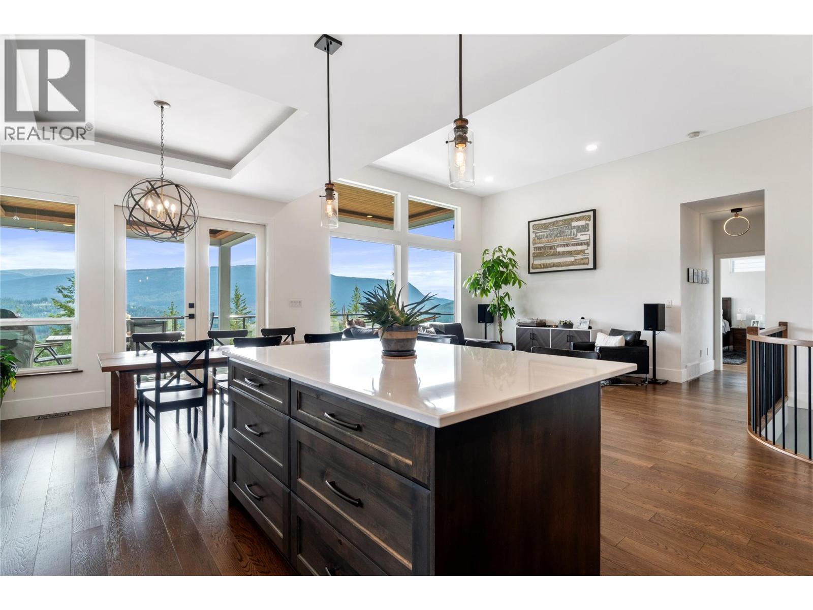 2510 HIGHLANDS DRIVE - 17