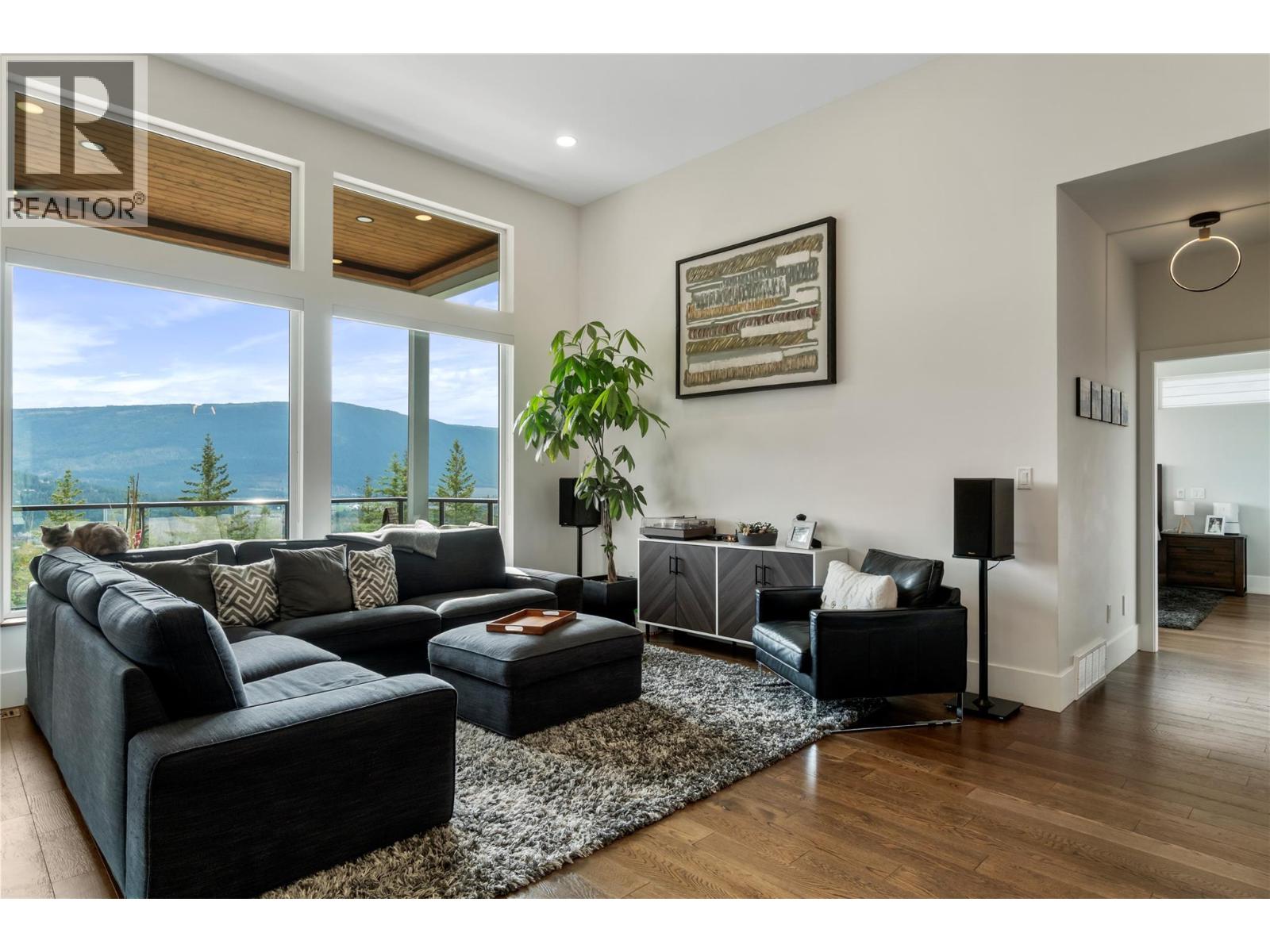 2510 HIGHLANDS DRIVE - 26