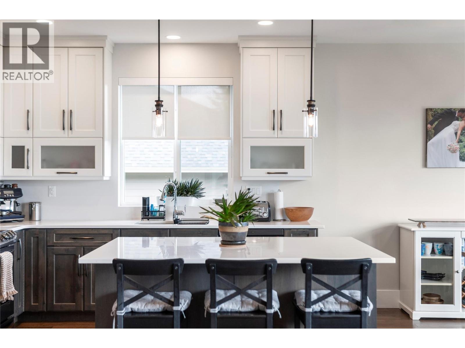 2510 HIGHLANDS DRIVE - 9