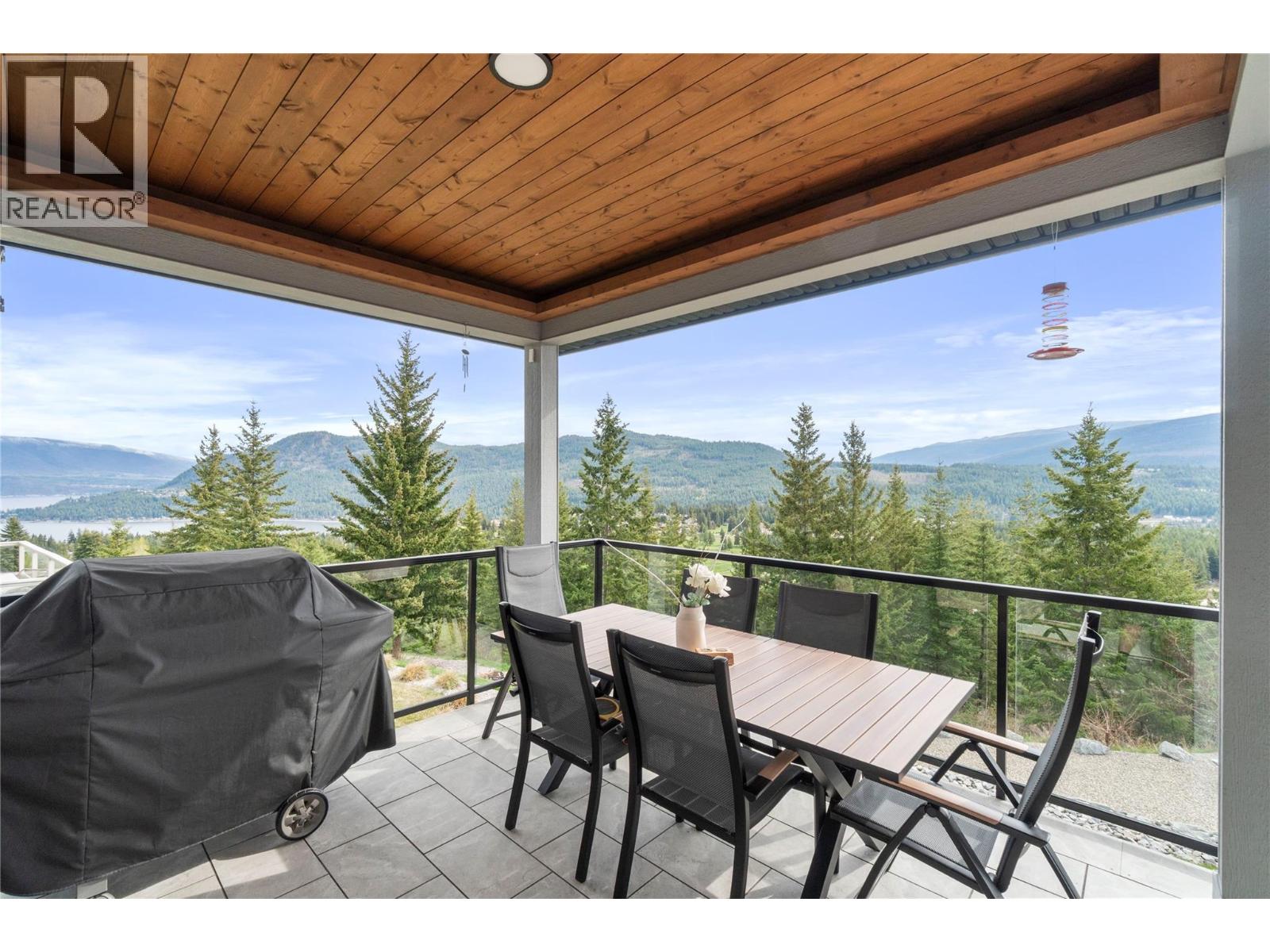 2510 HIGHLANDS DRIVE - 77