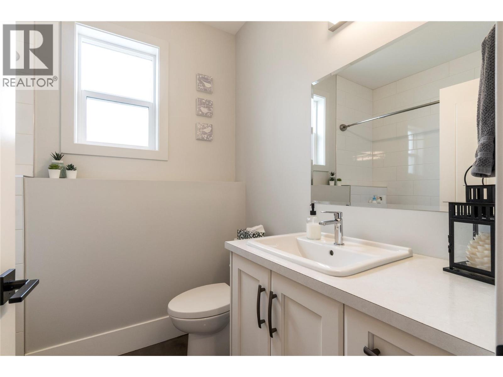 2510 HIGHLANDS DRIVE - 52