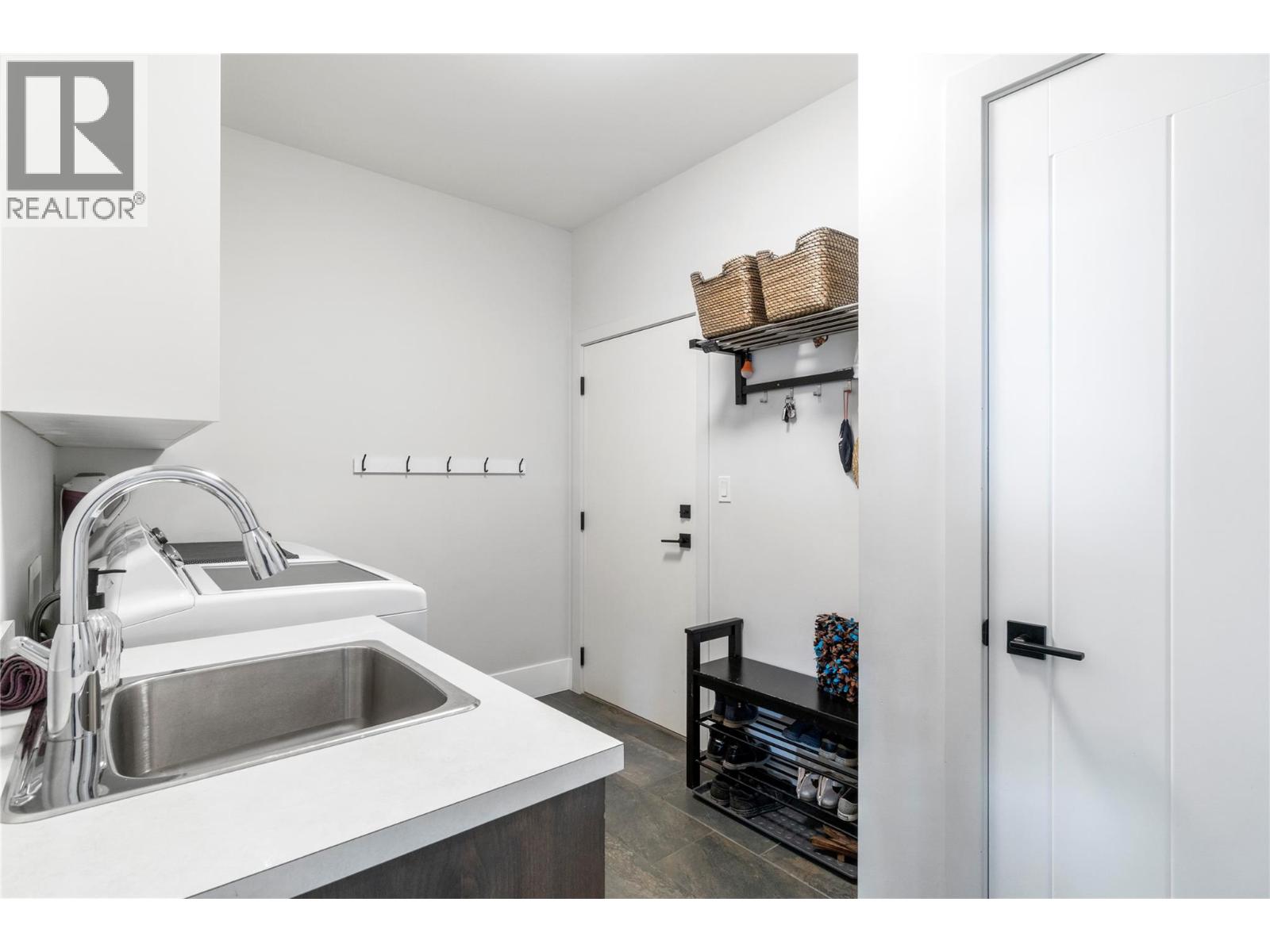 2510 HIGHLANDS DRIVE - 37